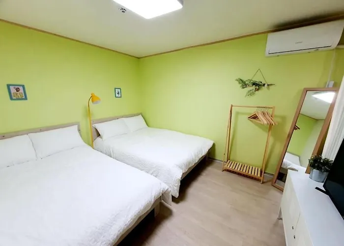House Mongja Affittacamere 4*